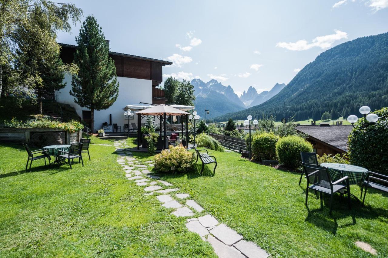 Alpenwellnesshotel St. Veit Сесто Экстерьер фото